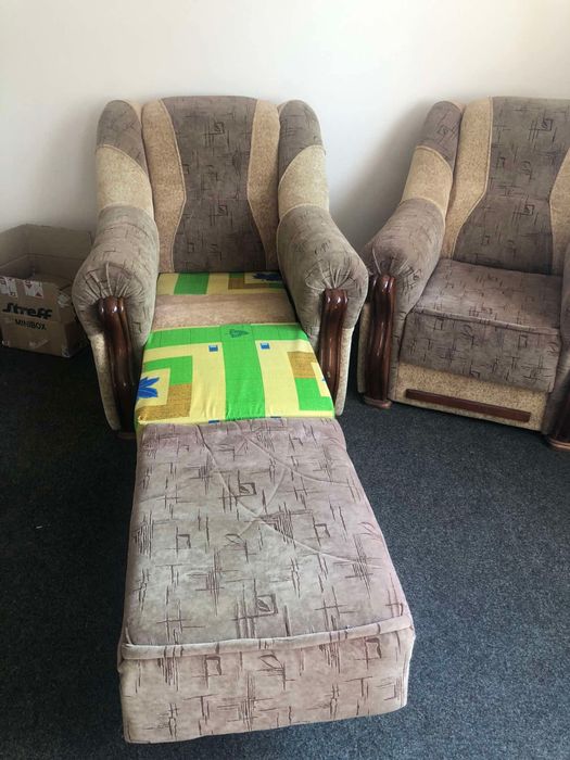 Диван та два крісла