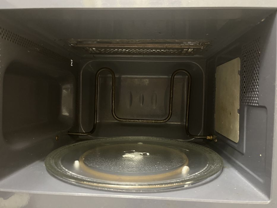 Мікрохвильовка LG MH-6346HQMS