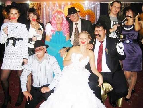 Тамада,музика,пісні,Все включено Хороша ціна Яскраво драйвово