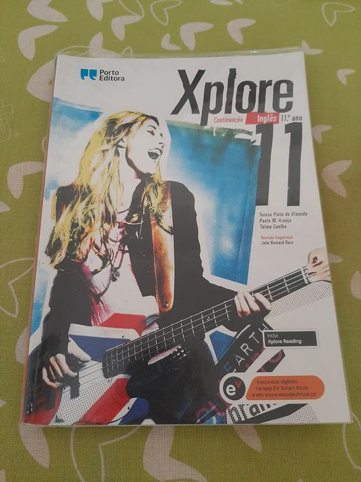 Manual de Inglês 11° ano.