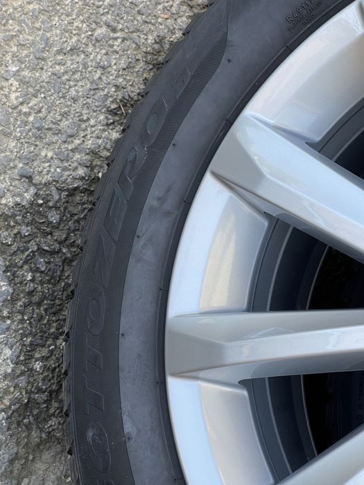 Vw passat b8 skoda superb r17 215/55/17 pirelli
