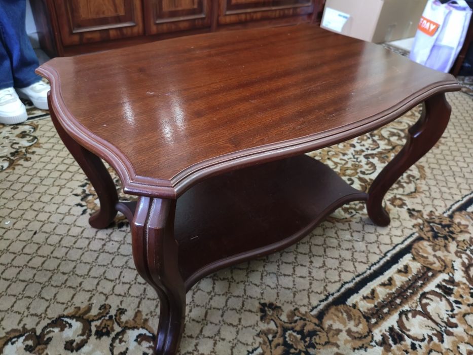 Mesa de centro / mesa de apoio  antiga