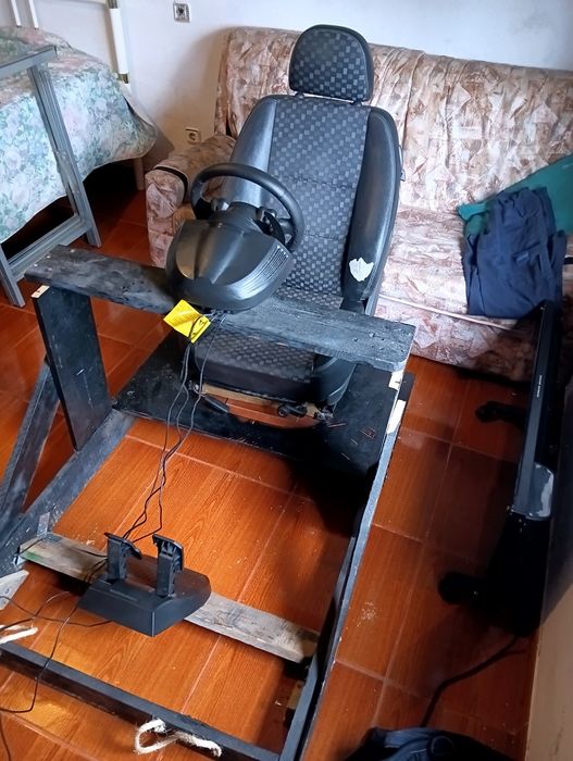 X-box serie S 512gb 2 comandos + SIG com Thrustmaster TMX force back