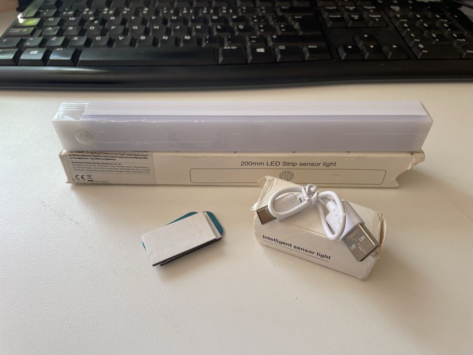 Led strip sensor light