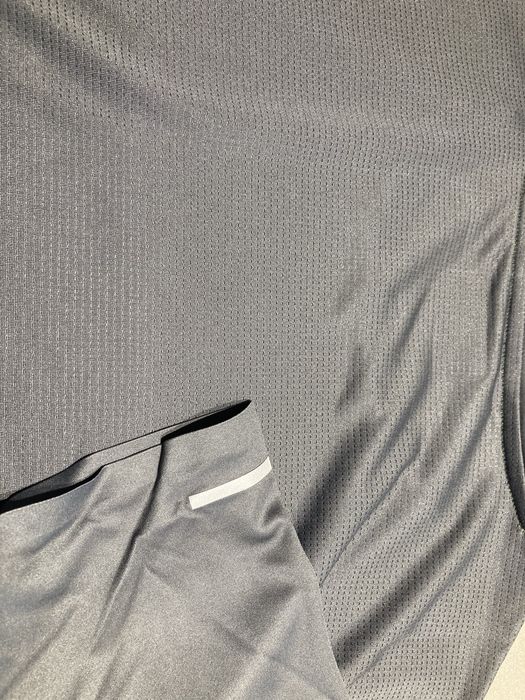 Camisola técnica de desporto