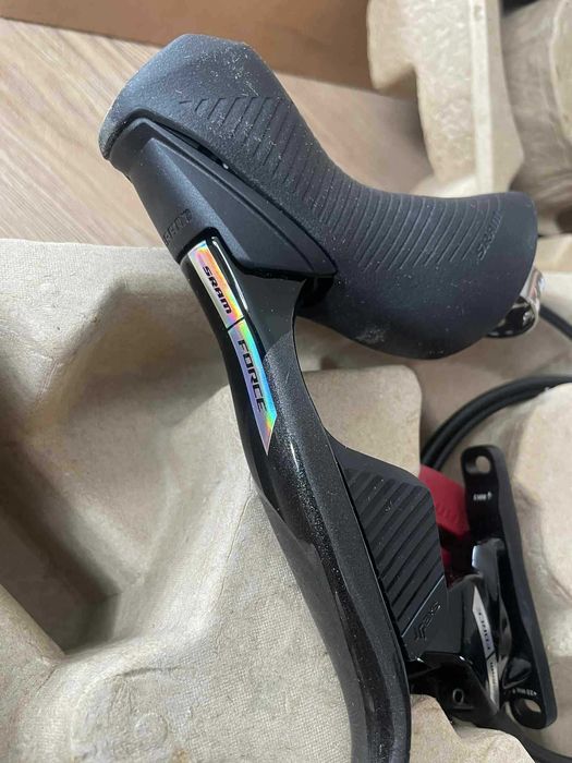 Nowy Zestaw hamulcowy Sram Force AXS D2 Klamki Zaciski Gravel