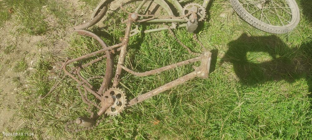 Rama roweru stara PRL, Ukraina, Vigry 3