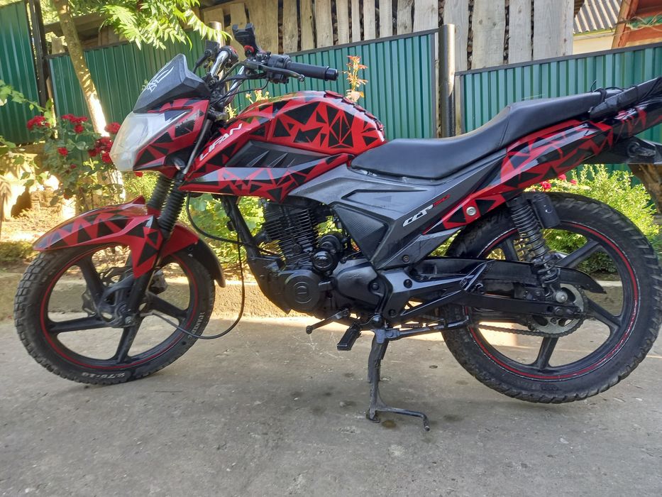 Продам мотоцикл ліфан 150 2е