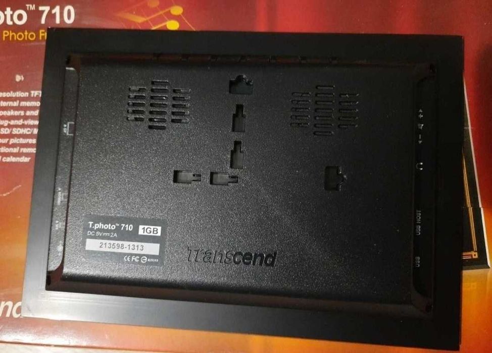 Цифровая фоторамка Transcend T.photo 710(1ГБ)