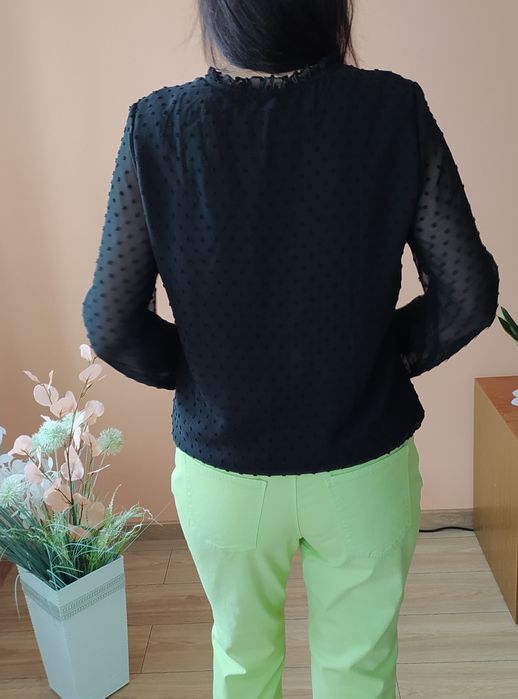 Elegancka bluzka wiązana czarna S 36 plumeti