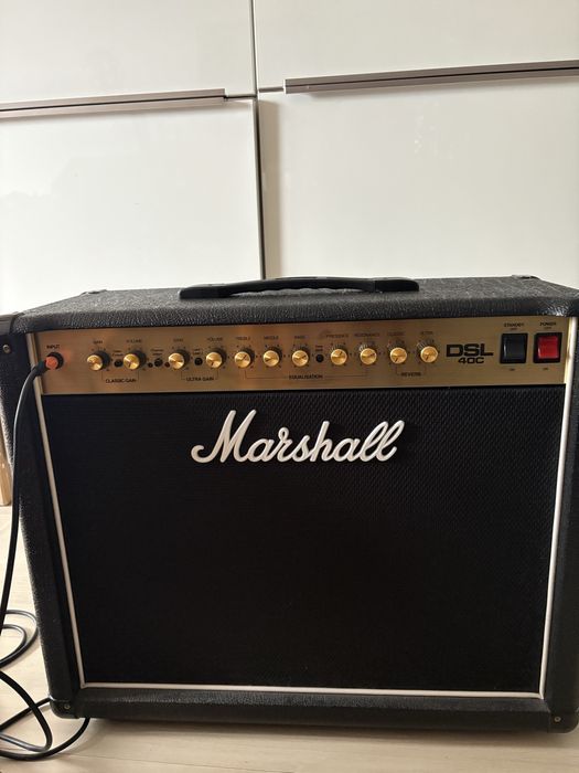 Wzmacniacz lampowy Marshall DSL 40C stan Bardzo Dobry !