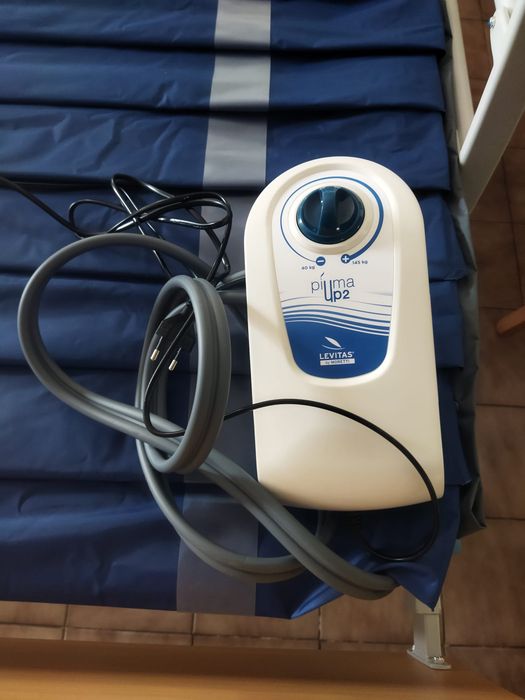 Cama articulada como nova