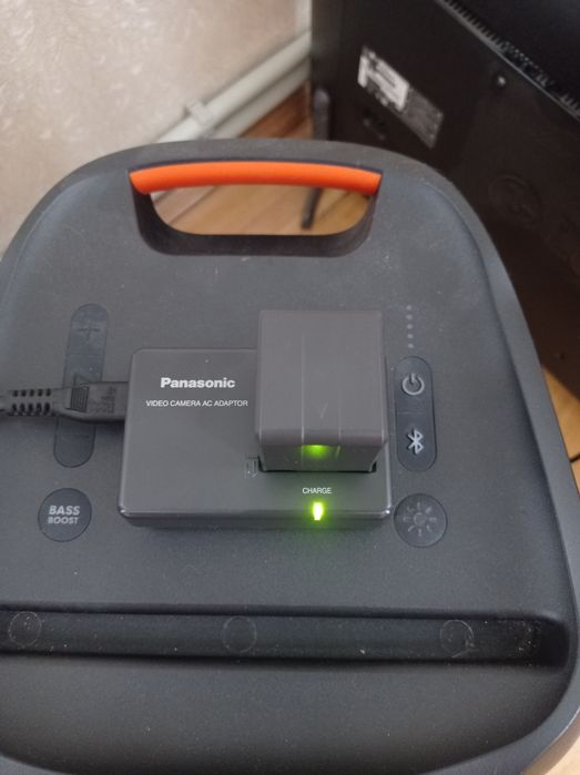 Відеокамера Panasonic AG-HMC41E
