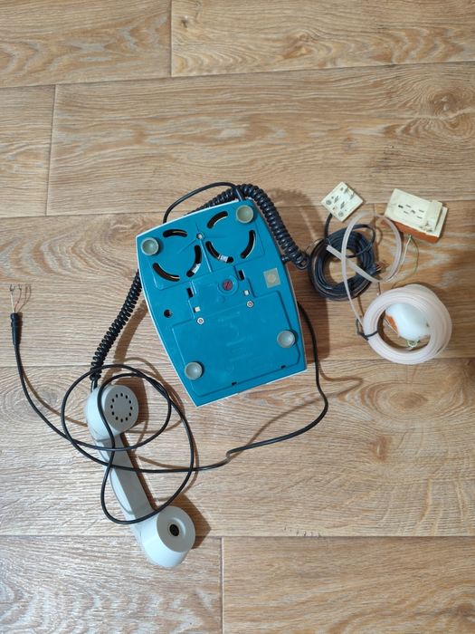 Телефон телефон .