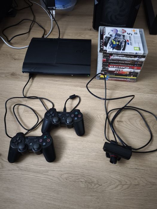 PS3 Super slim 500GB+2 Pady+PS Move+11 Gier