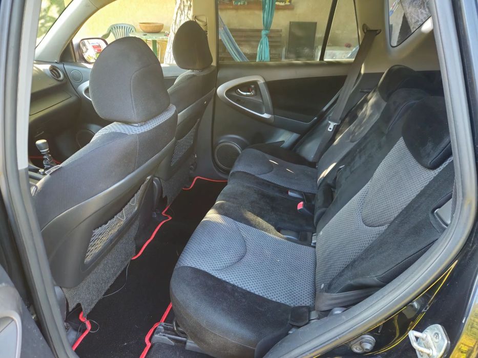 Toyota RAV4 Toyota Rav4 2.2 D4D hak 4x4