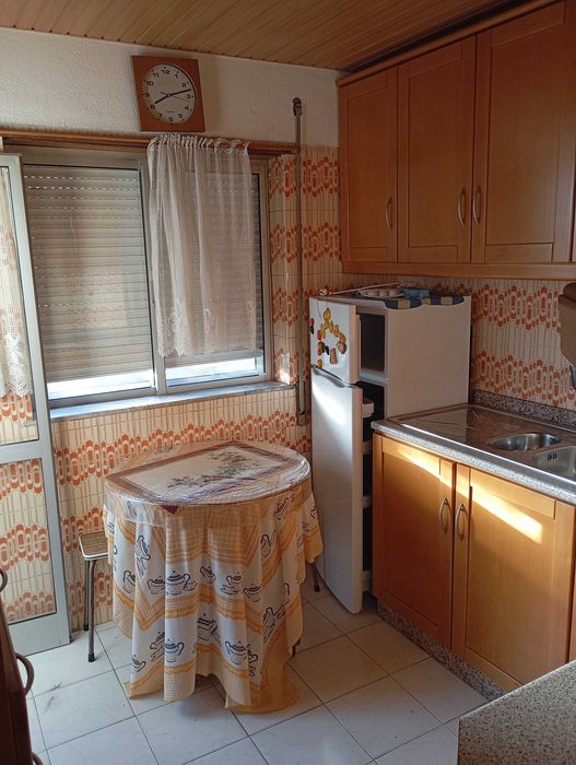 T3 luminoso - boas áreas e excelente localização