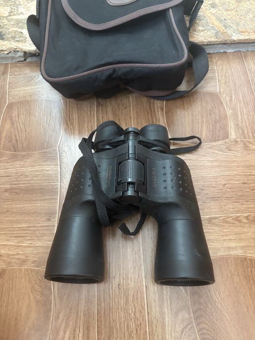 Бинокль Sakura в хорошем состоянии