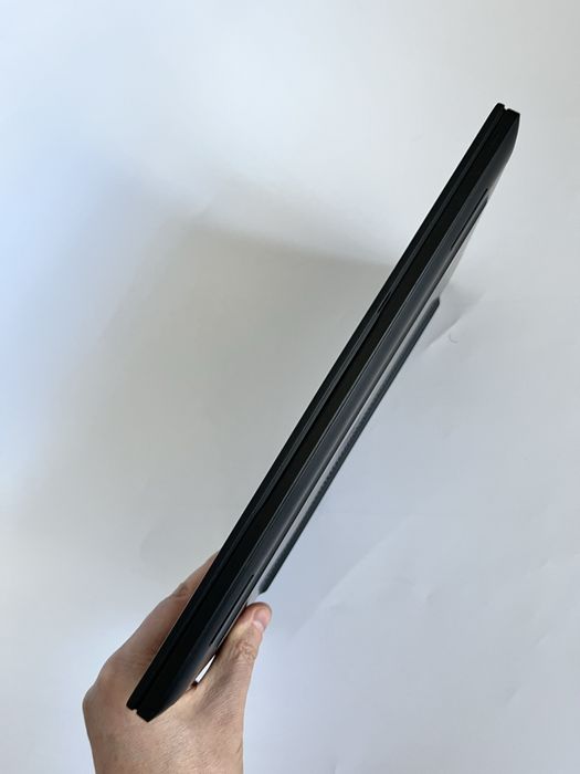 Dell latitude 7390 4g lte i7-8650u 16gb ram 13.3inch Full hd ips