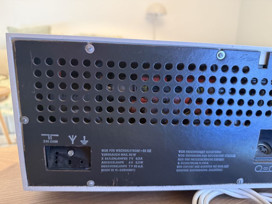 Rádio Vintage como novo