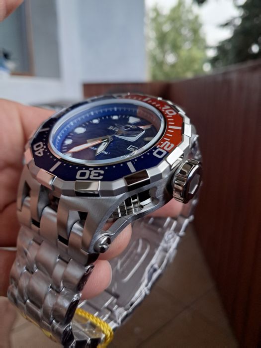 Invicta Venom Oryginal.