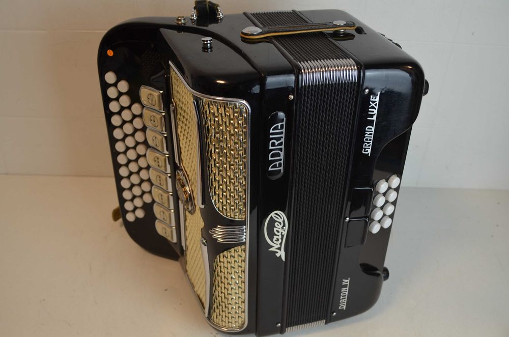 Concertina Adria 4 voz. N 03