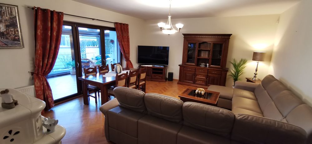 Dom w cichej okolicy z pięknym ogrodem Kolonia Zalesice Piotrków