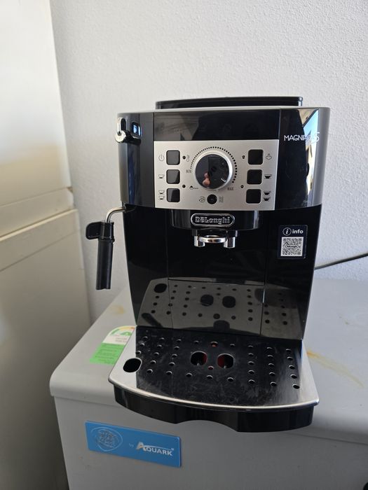 Maquina café automática delonghi magnifica s