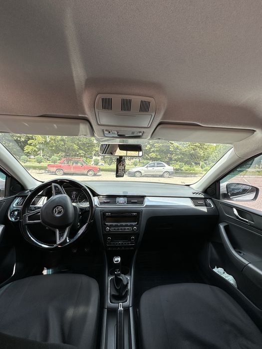 Skoda rapid 2013