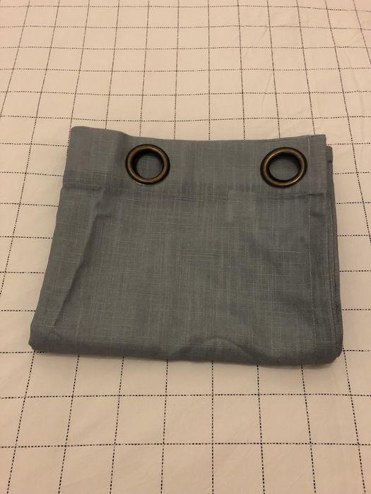 Cortina azul/cinzenta