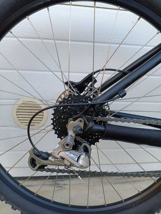 Bicicleta GT Avalanche 1.0