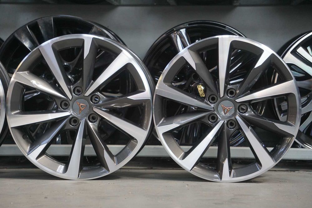 Alufelgi Seat Leon Cupra 5x112 7,5Jx18 et46 cb57,1mm grafit cnc polysk