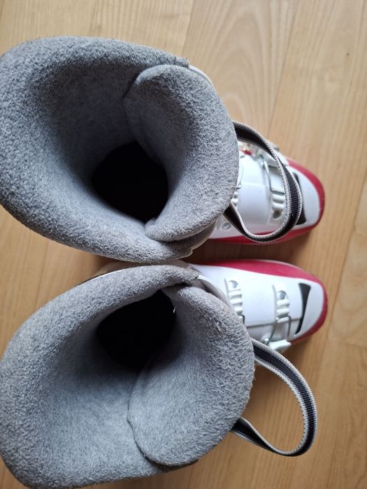 Buty narciarskie dziewczęce Rossignol fungirl, rozm. 23,5cm