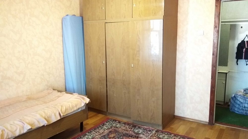 Продам 2-х комнатную квартиру на Лазурном