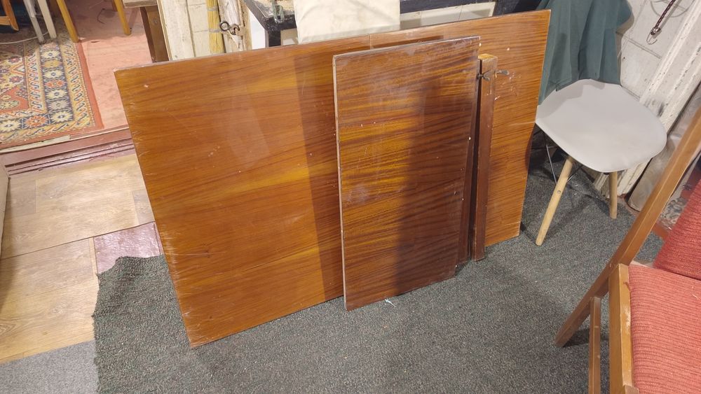 Журнальный столик