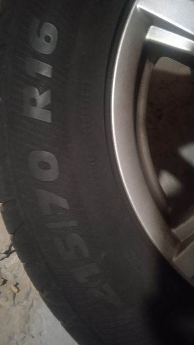 Продам зимову резину з дисками