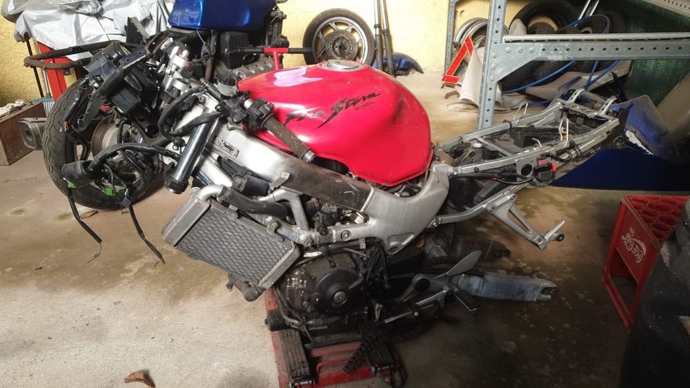 Peças honda vtr 1000