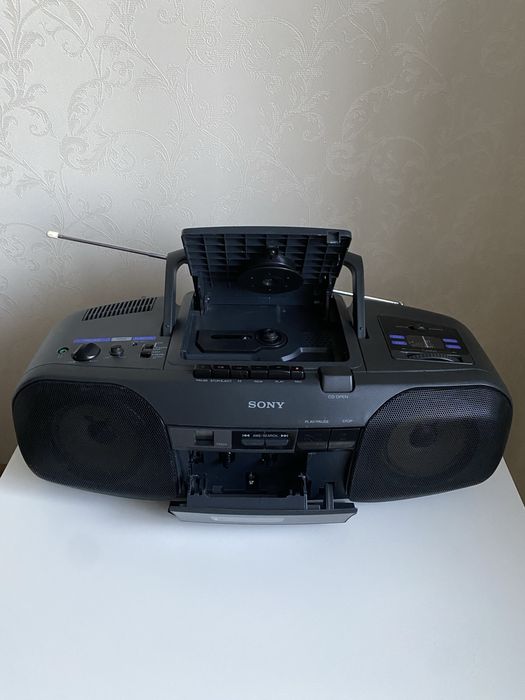 Раритет 1995 года Бумбокс магнитола Sony CFD-7 магнитофон радио