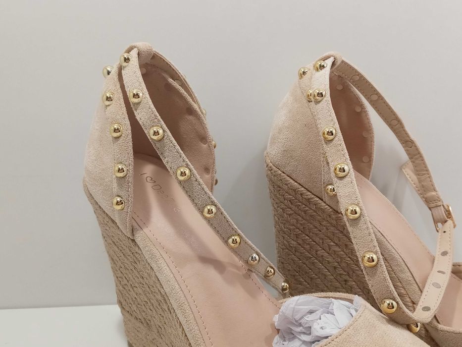 Buty damskie  Firmy DeeZee roz 39