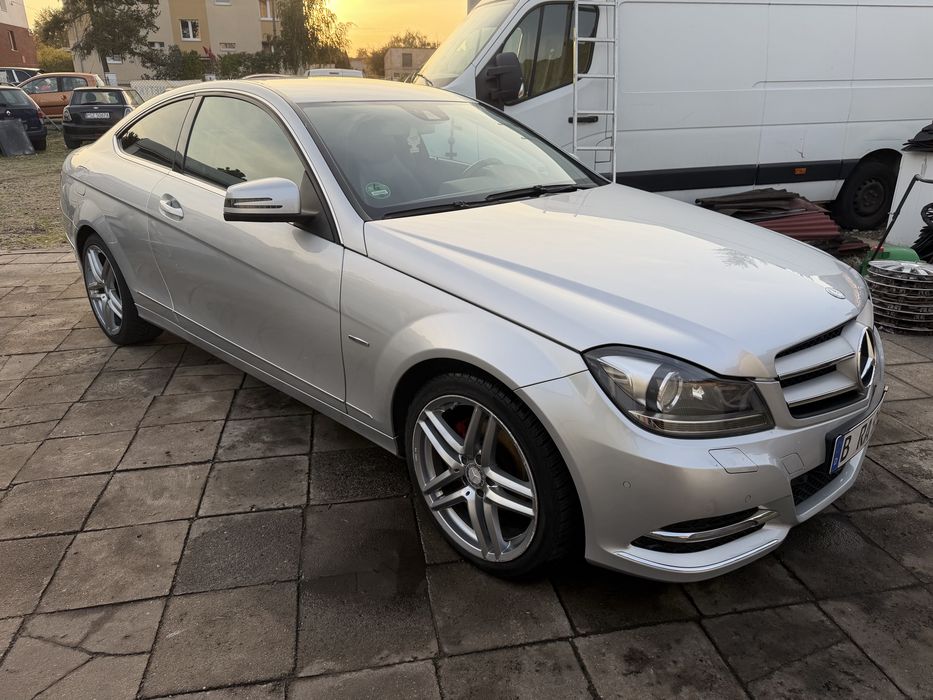 Mercedes C 100 Coupe,Automat,Navi,Xenon,Serwis