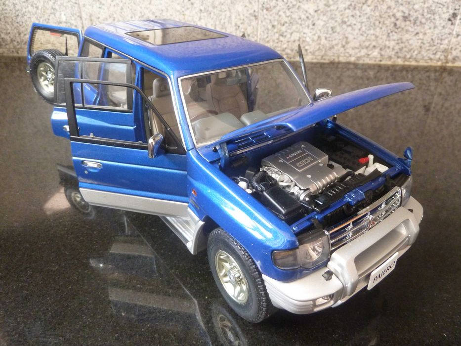 1:18 AutoArt, Mitsubishi Pajero, 1998, Minichamps
