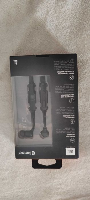 Fones bluetooth JBL