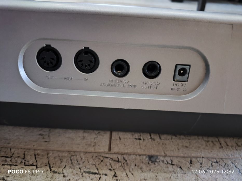 Синтезатор Casio CTK-671 динамічні клавіші.