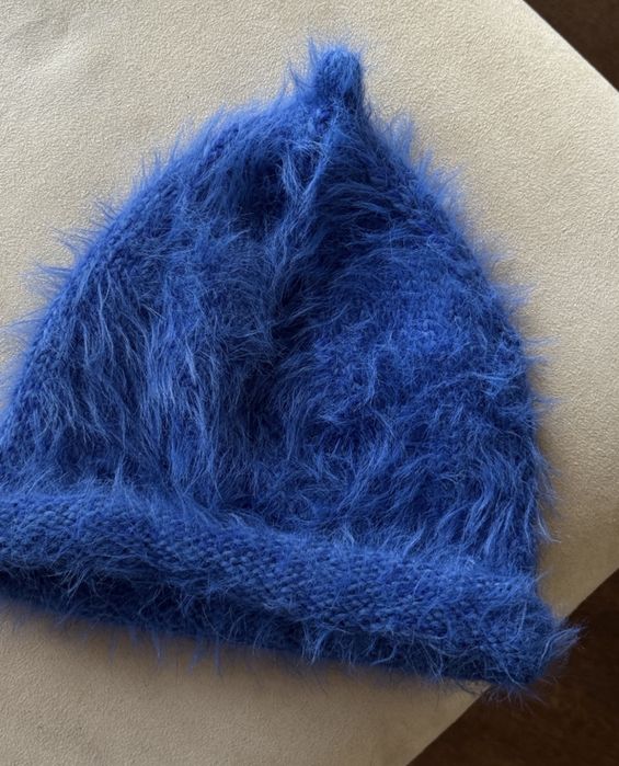 Шапка з пипкою, ручна робота