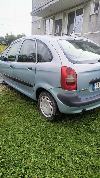 Продам сімейний мінівен
