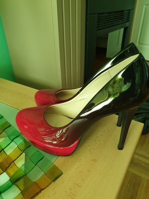 Szpilki na platformie roz.40