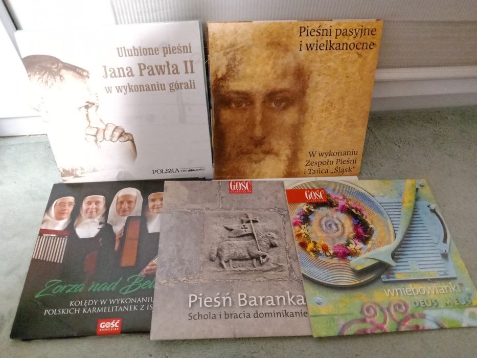 Santo Subito ! Ave Maria + 7 podobnych , CD.