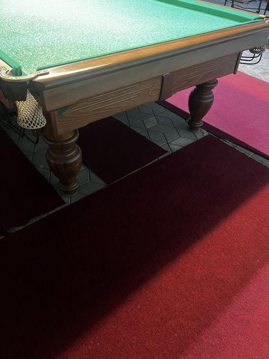 Більярд в ідеальному стані 11 фут.