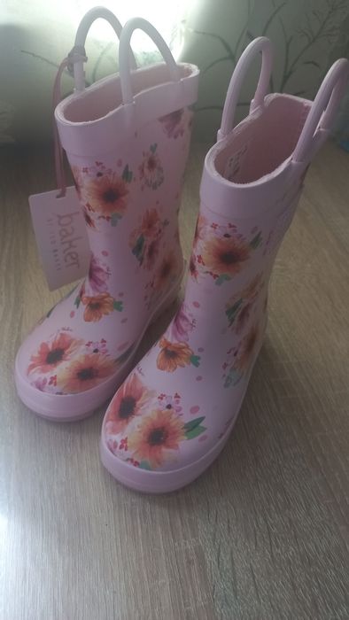 Сапожки резиновые р.23