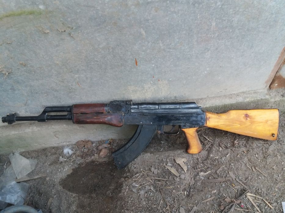 Деревяний  сувенiр розмiр орiгiнала для чоловiкoв